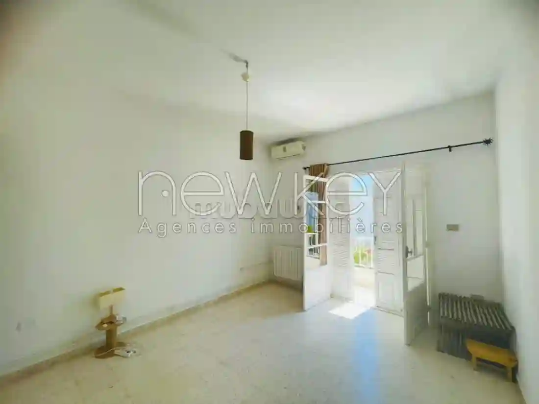 Étage de Villa S2 à La Marsa Corniche - Vue 1