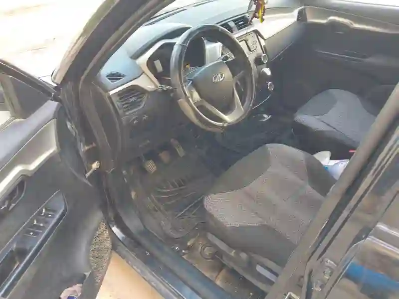 Mahindra KUV 100 Essence 2020