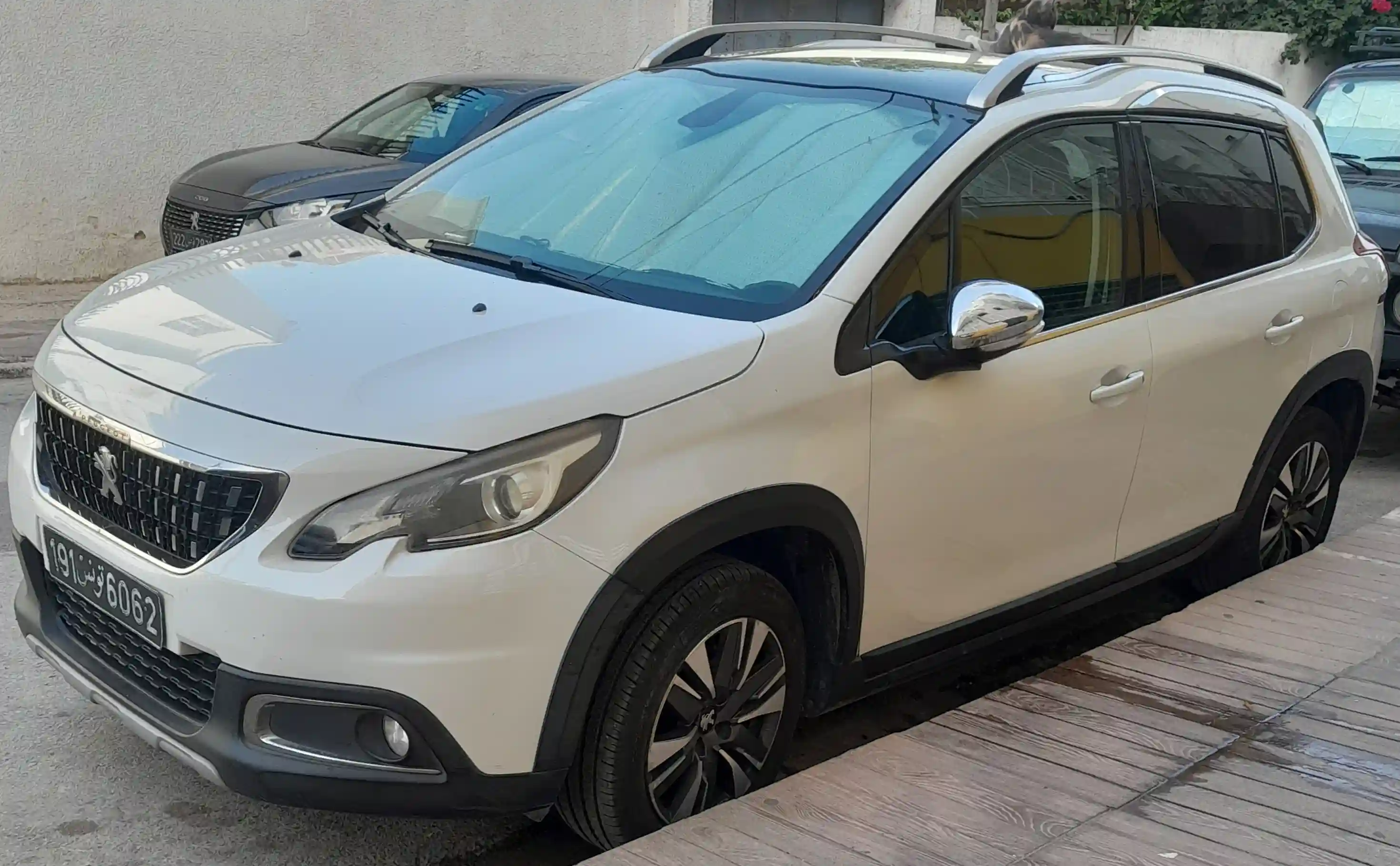 Peugeot 2008 - Vue 1