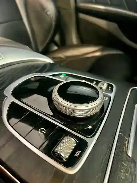 Mercedes AMG GT Essence 2017 - Vue 1