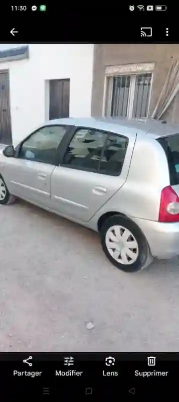 Renault Autres Essence 2010 - Vue 4
