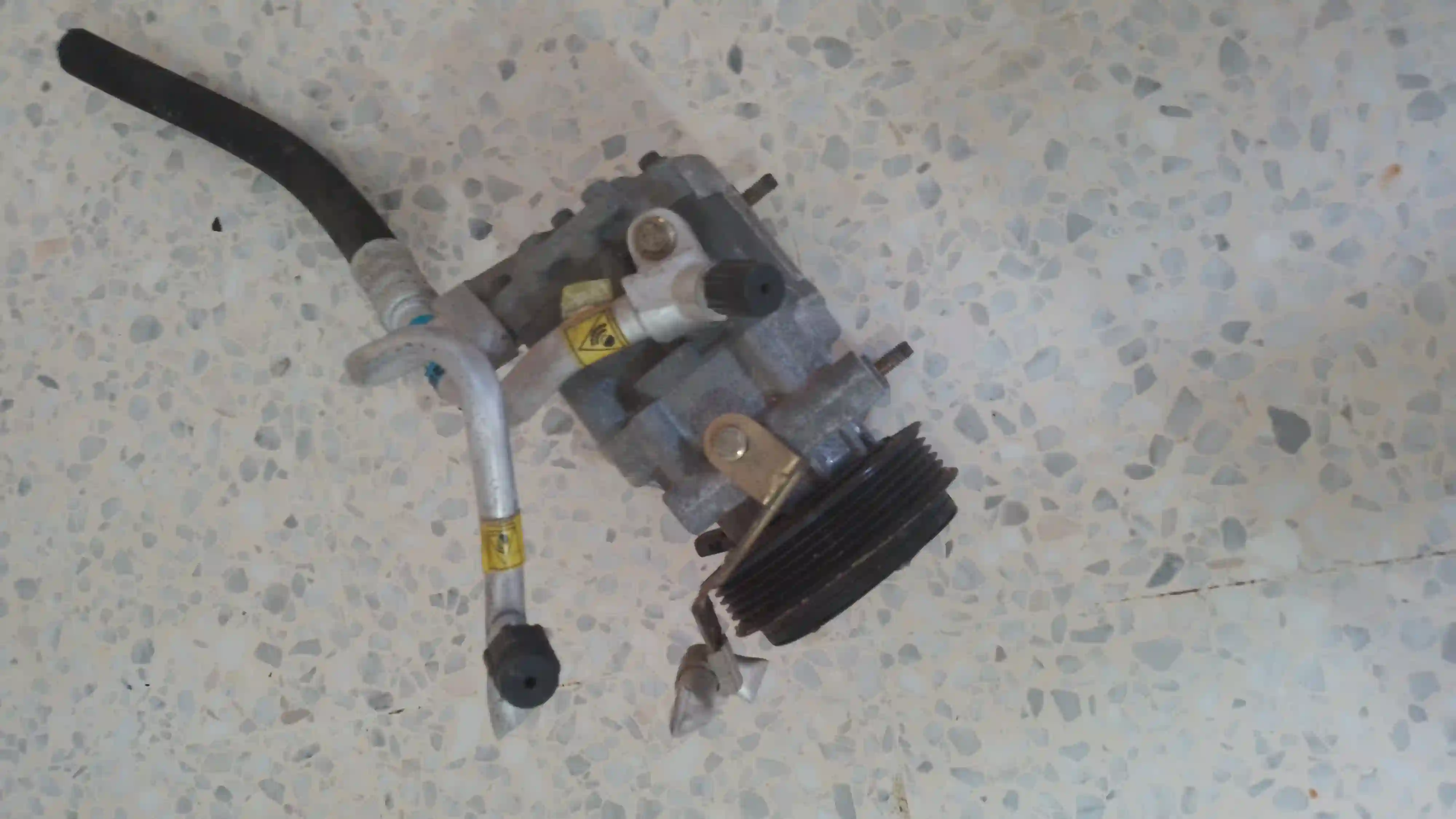 Compresseur Climatiseur Pour Fiat Punto Grande à La Soukra