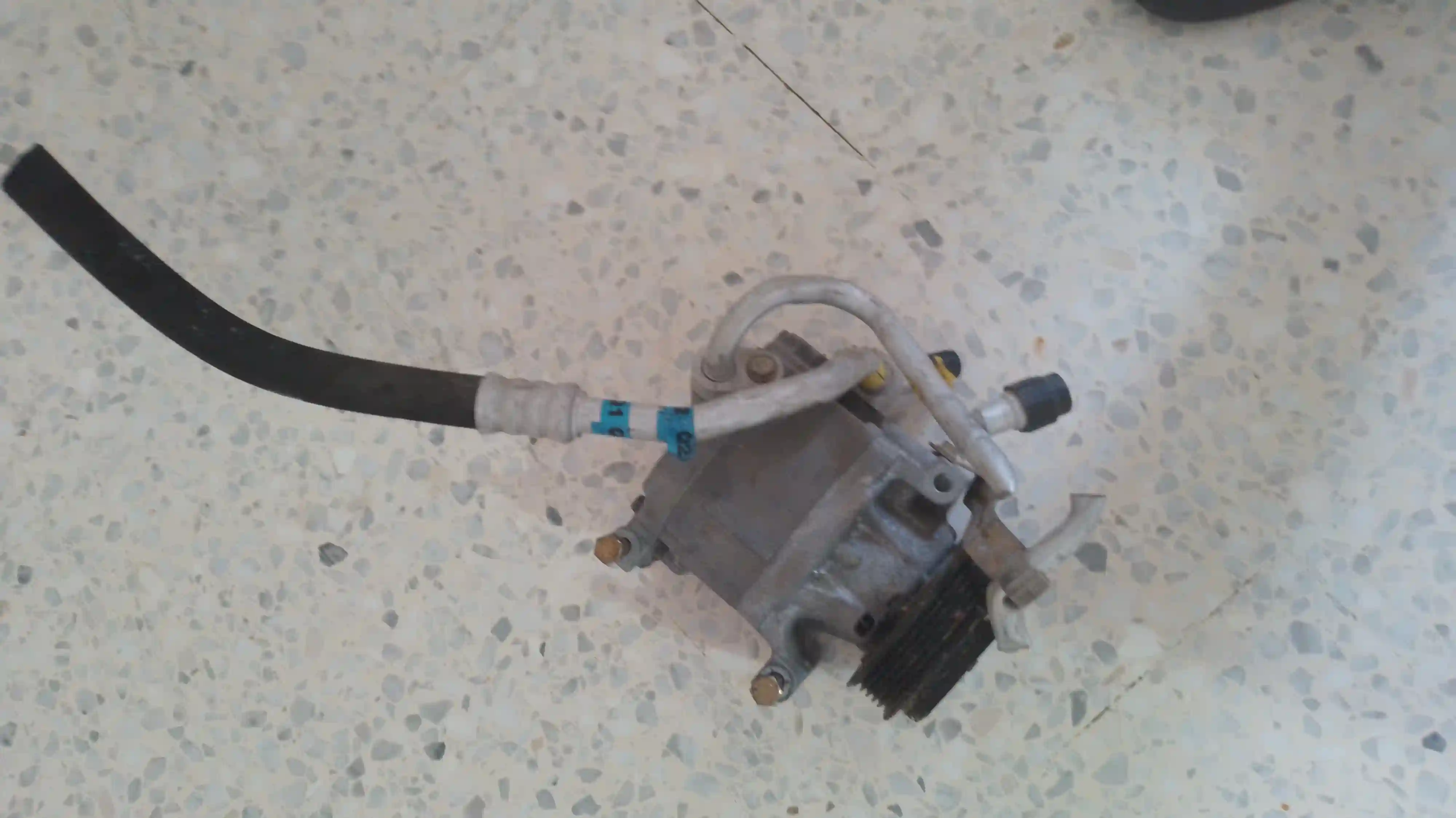 Compresseur Climatiseur Pour Fiat Punto Grande à La Soukra - Vue 1