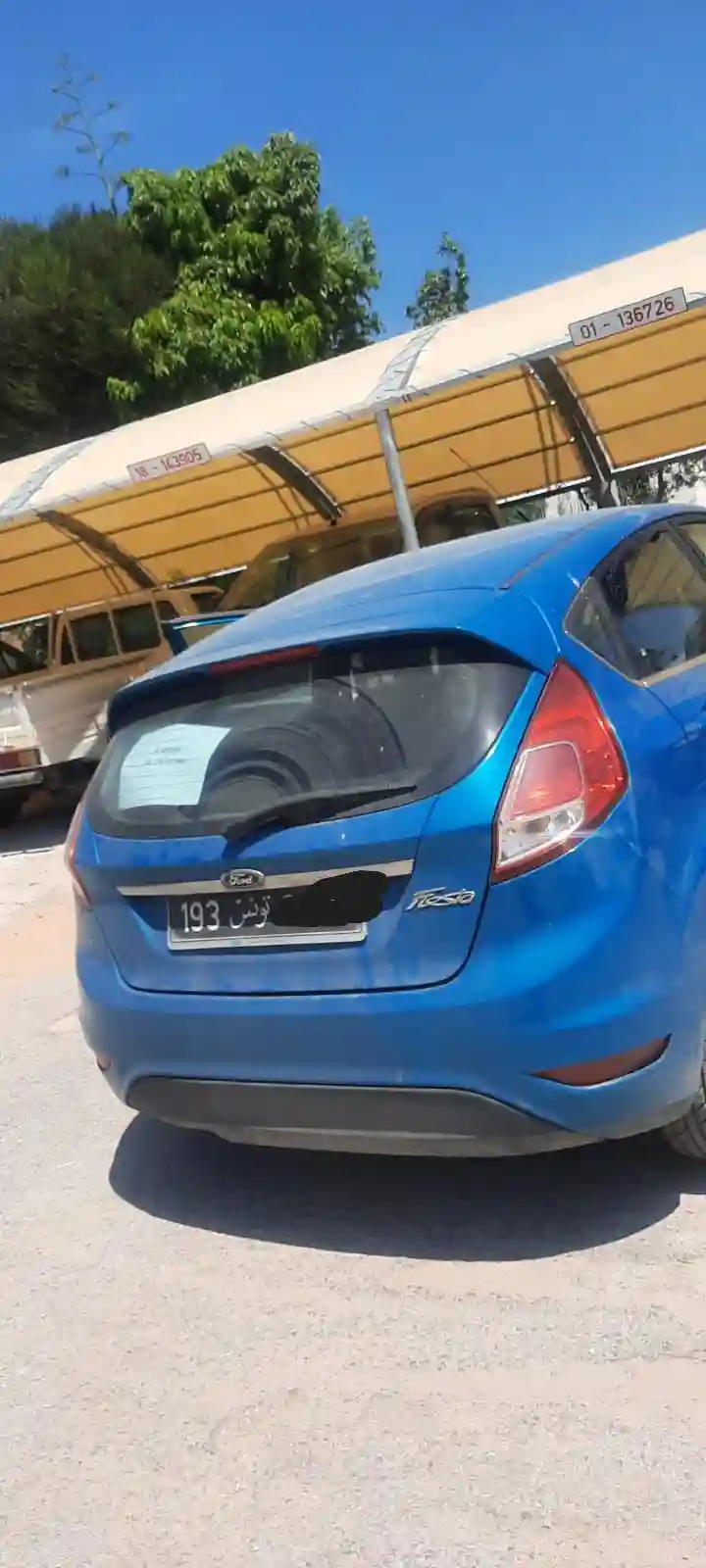 Ford Fiesta Titanium à Cite El Ouns - Vue 2