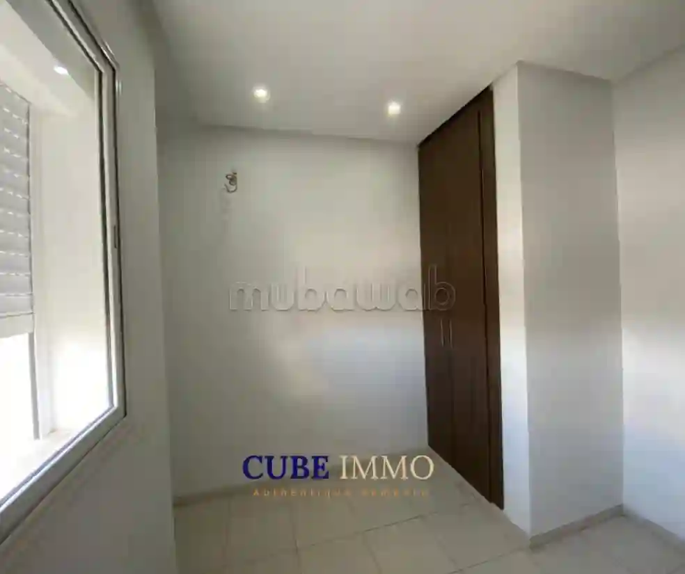 A Louer un Appartement Vide - Vue 2