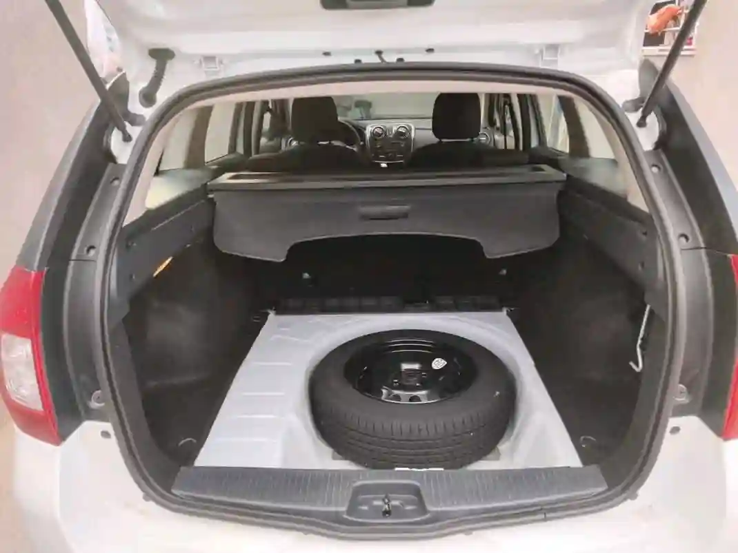 Dacia Logan Mcv - Vue 2