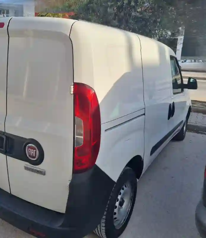 Fiat Doblo Diesel 2021 - Vue 1