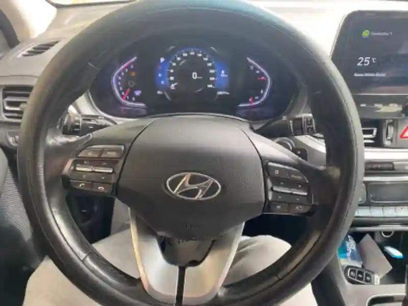 Hyundai I30 Essence 2022 - Vue 5