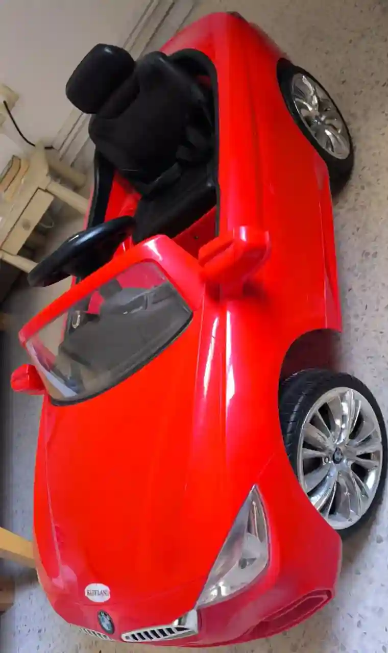 Voiture Électrique - Vue 2
