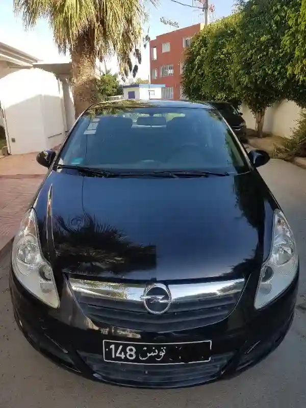 Opel Corsa Essence 2010 - Vue 8