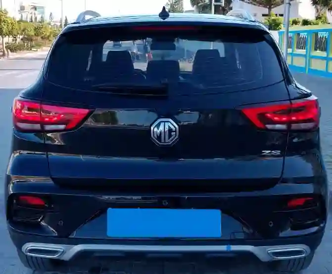 Mg zs Luxury à El Aouina