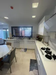 Triplex Avec Piscine à la Soukra à La Soukra