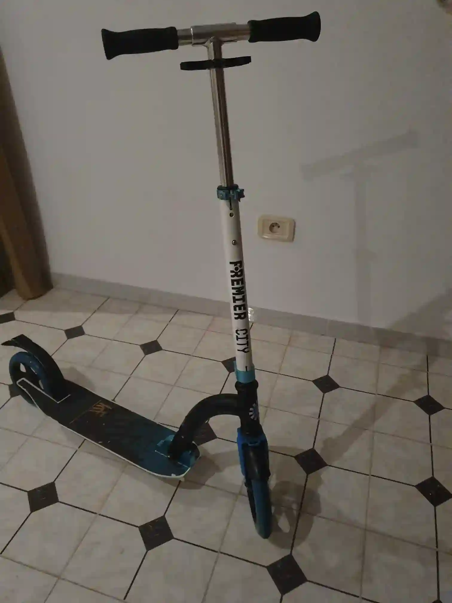 Trotinette Jeune tkr Urban💶 - Vue 4
