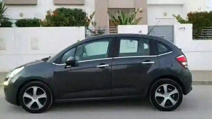 Citroen C3 Essence 2017 - Vue 1