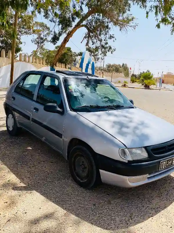 Citroen Saxo Essence 1999 - Vue 5