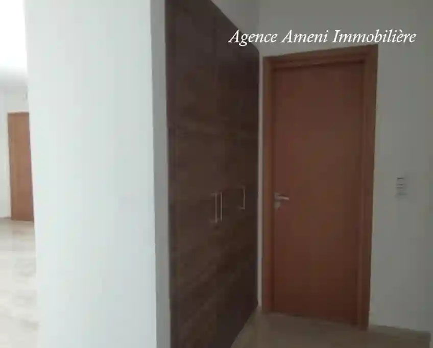Location Bureau s+2 à el Mourouj 6 - Vue 7