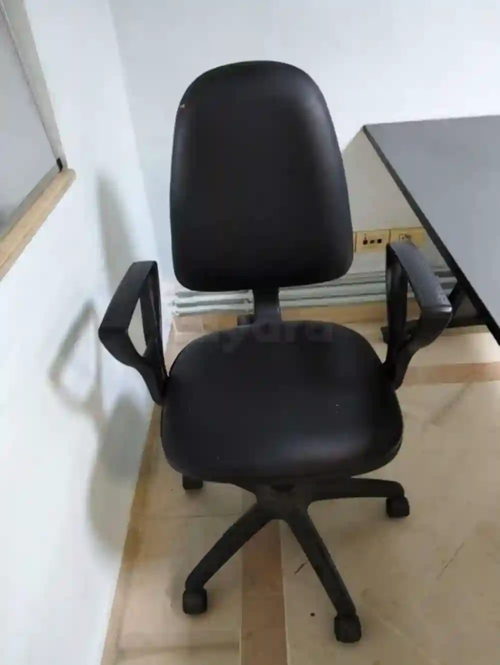 Matériel de Bureau à La Soukra - Vue 1