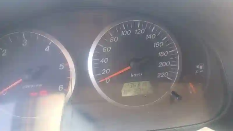 Mazda Mazda2 Diesel 2002 - Vue 2