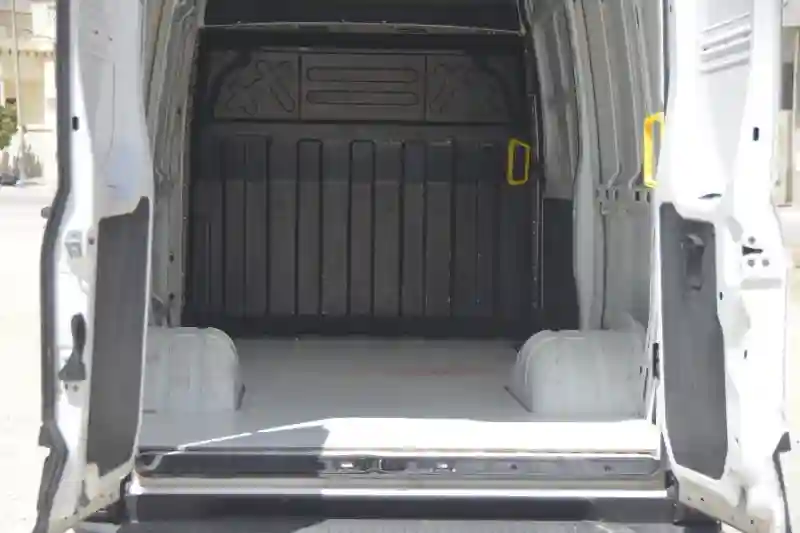 Vendre Voiture Iveco Daily Diesel 2023 - Vue 1