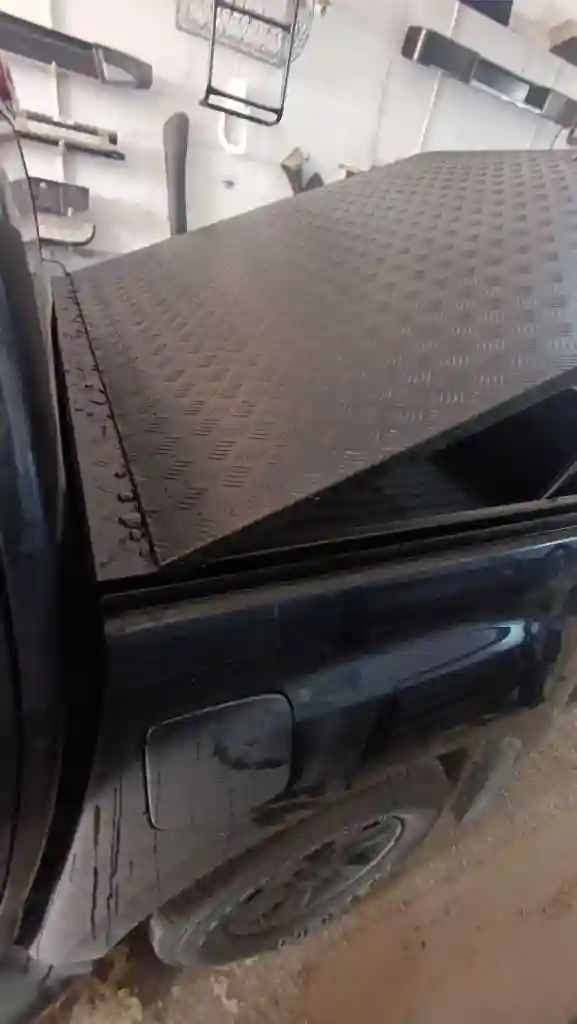 Couvre Benne Pick-up L200 Mazda Landtrek Amarok Toyota - Vue 6