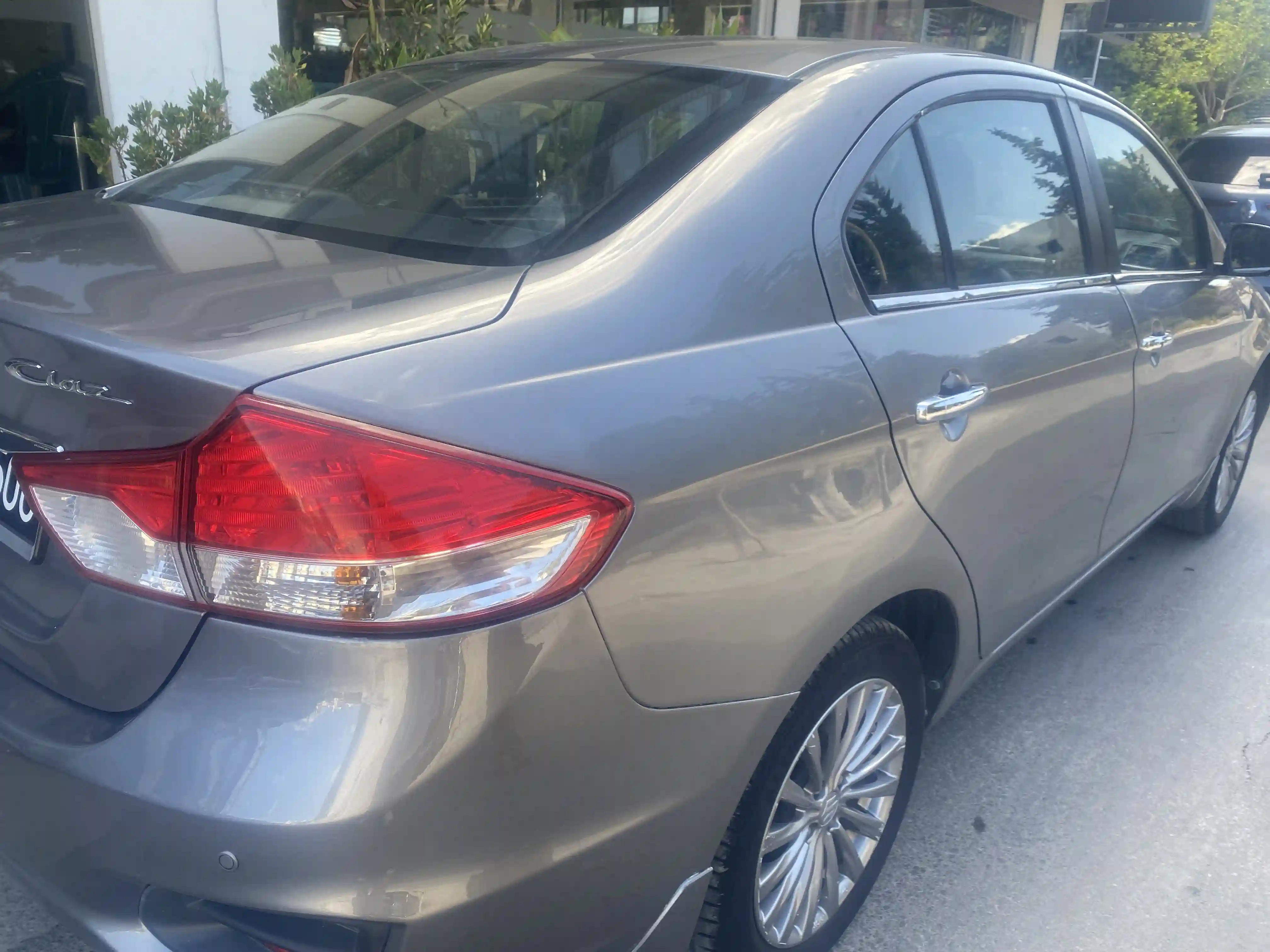 Suzuki Siaz à El Manar 2 - Vue 2