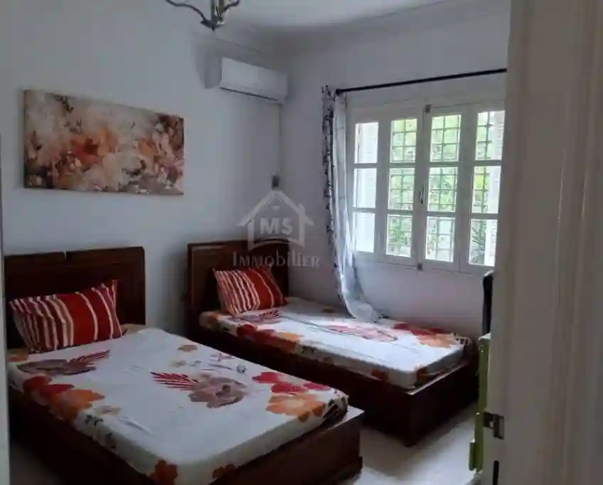 Location Estivale une Villa Meublée s+3 Avec Piscine 51355351 - Vue 5