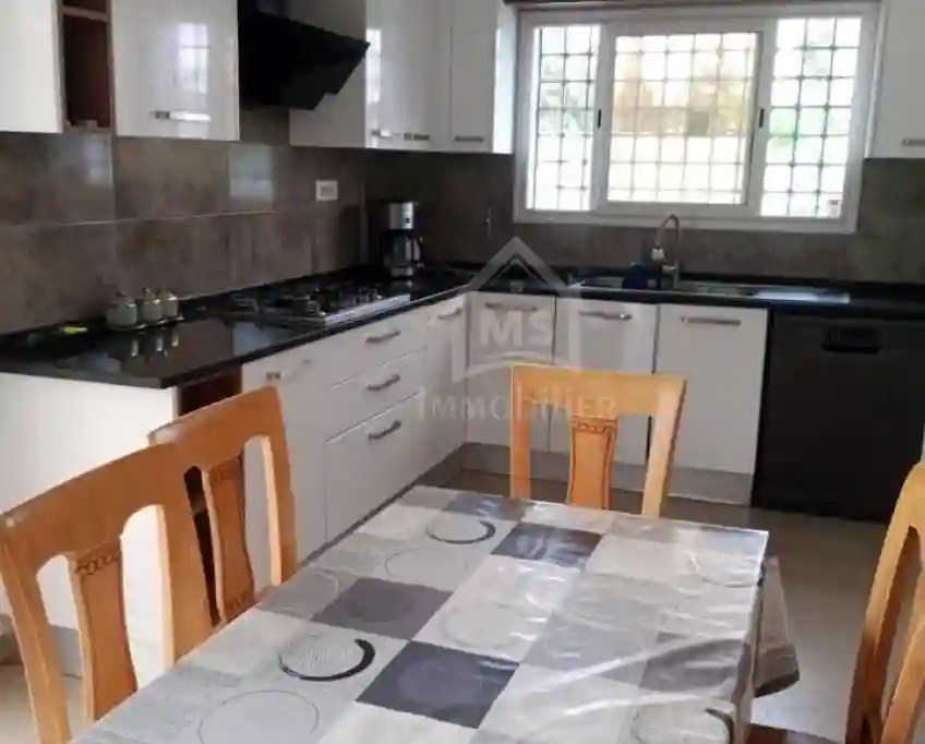 Location Estivale une Villa Meublée s+3 Avec Piscine 51355351 - Vue 6