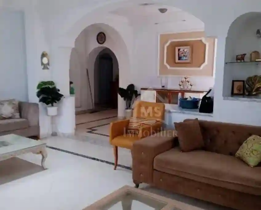 Location Estivale une Villa Meublée s+3 Avec Piscine 51355351 - Vue 9