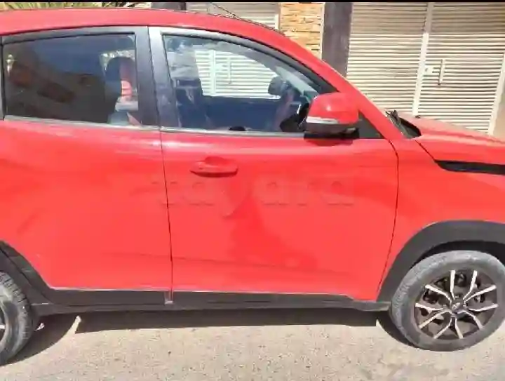 Mahindra k8 Très bon État à Borj Cedria - Vue 1