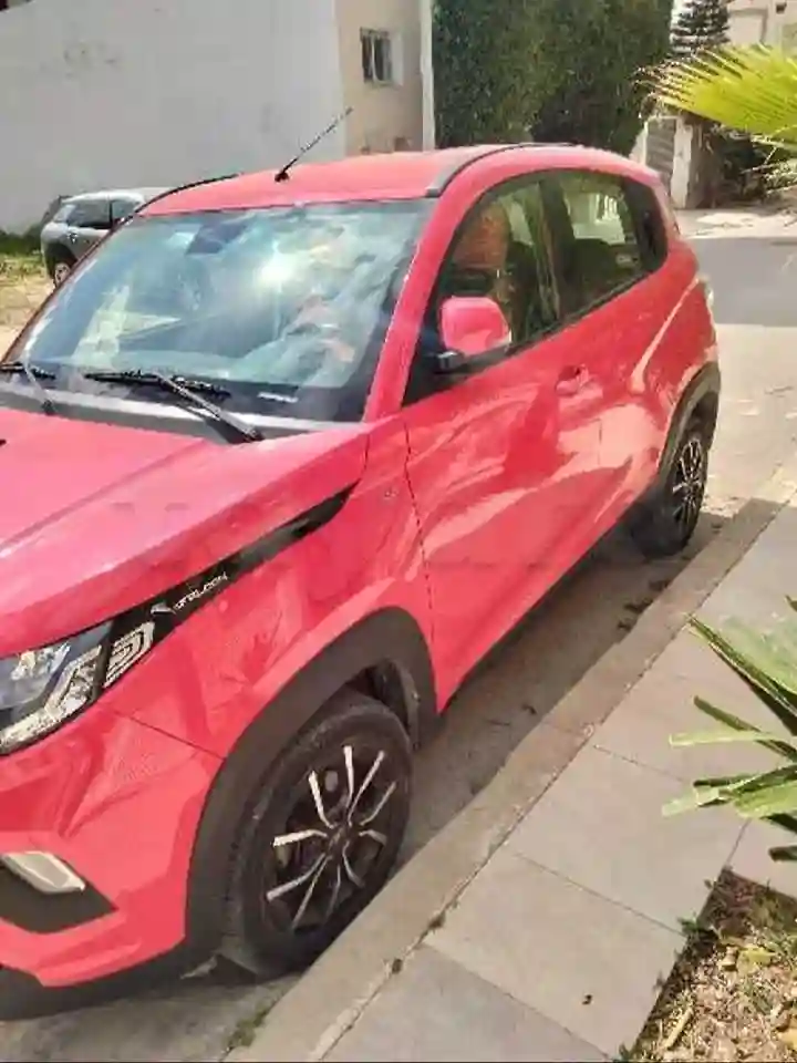 Mahindra k8 Très bon État à Borj Cedria - Vue 2