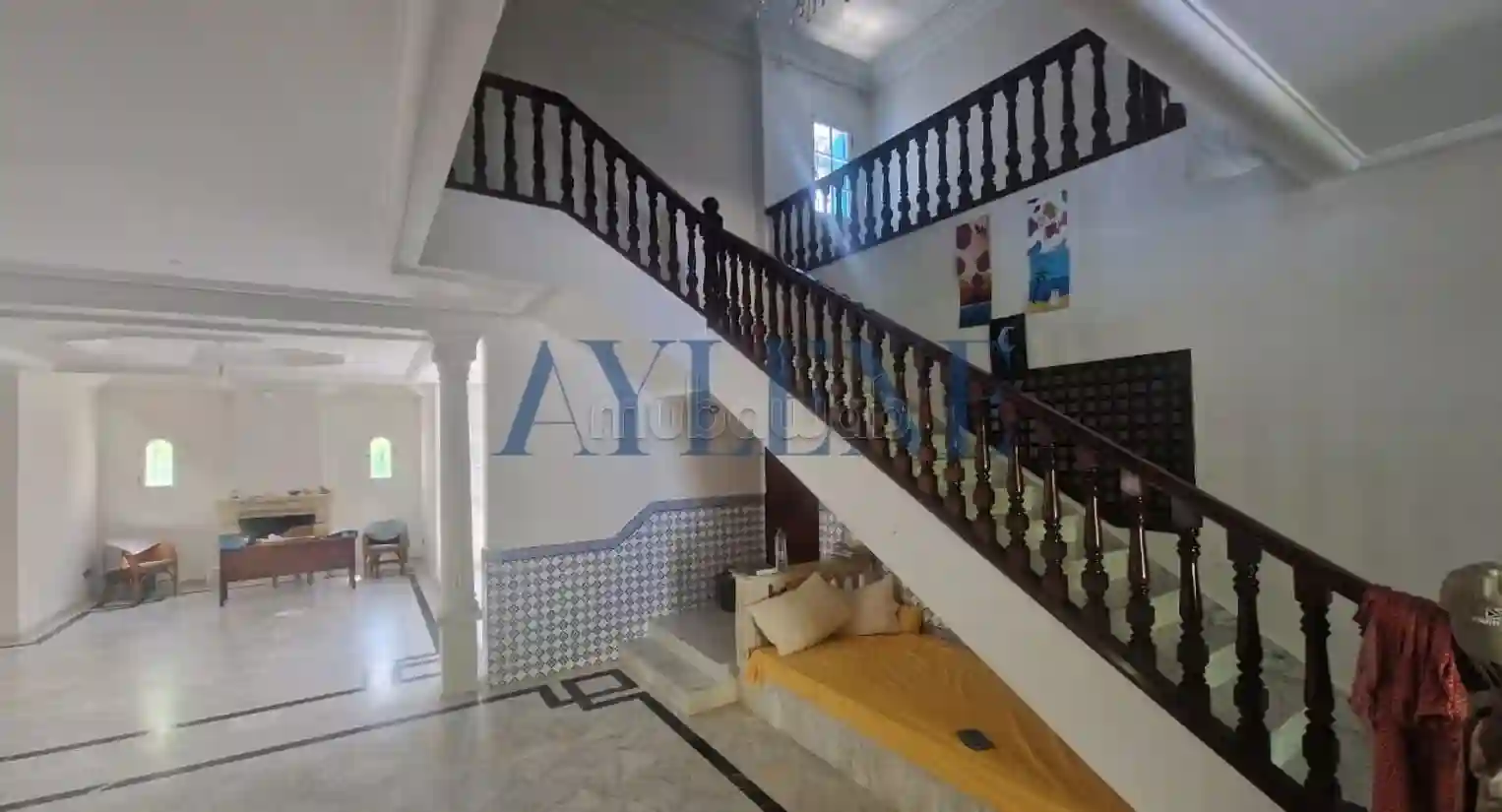 À Louer Villa S6 Avec Jardin à La Marsa - Vue 3