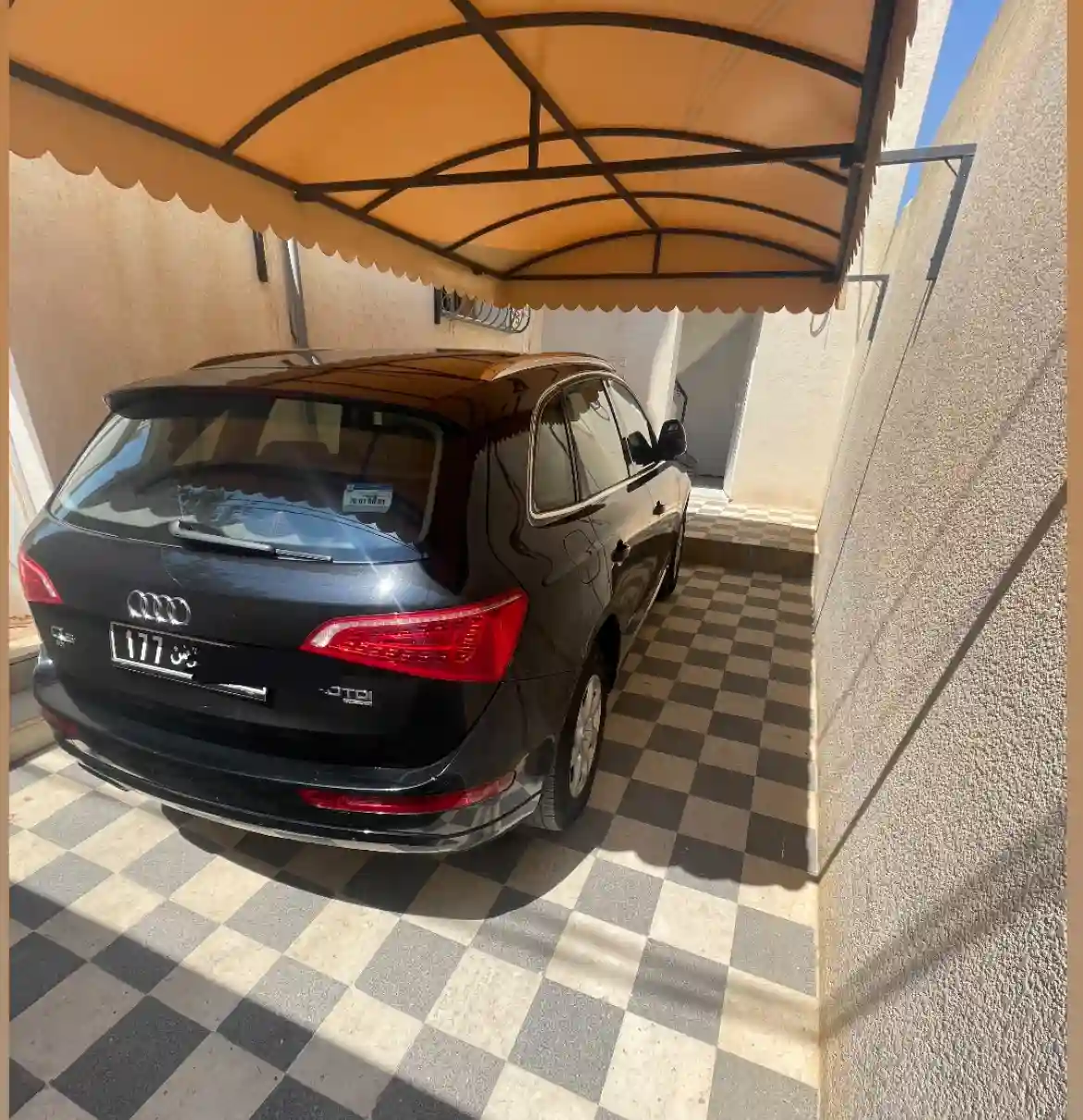 Audi Q5 - Vue 1