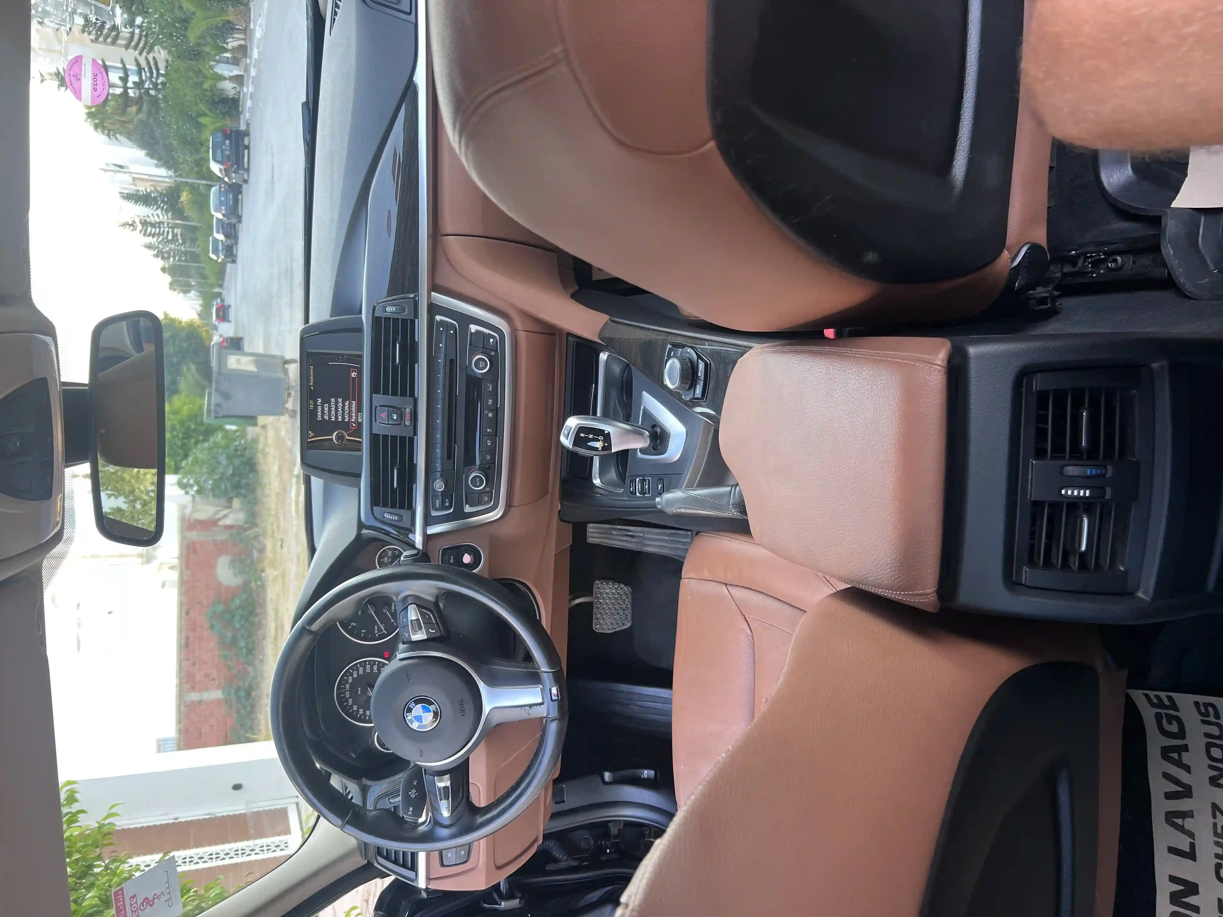 Bmw 316 Pack Luxury Avec Options Pack m à Cite Ennasr 1 - Vue 3