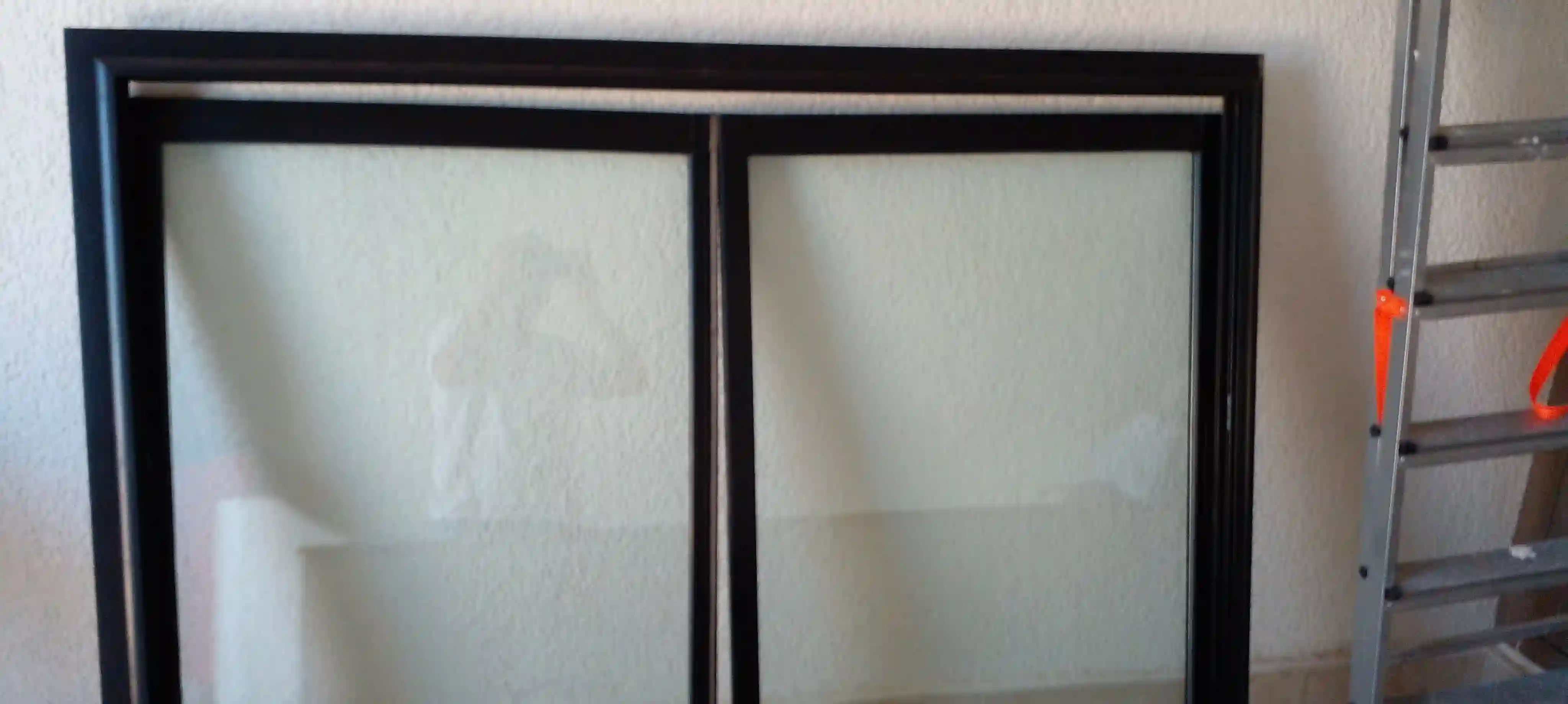 Fenêtre en Aluminium à El Mourouj
