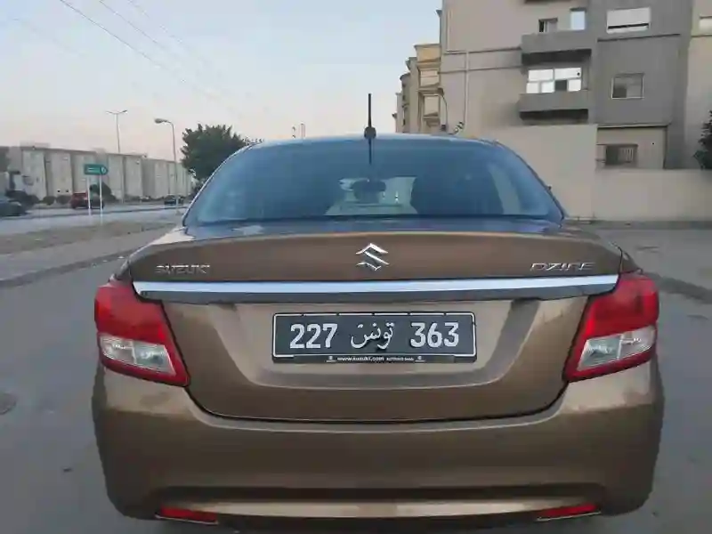 Suzuki Dzair GLX Première Année Très Propre - Vue 4