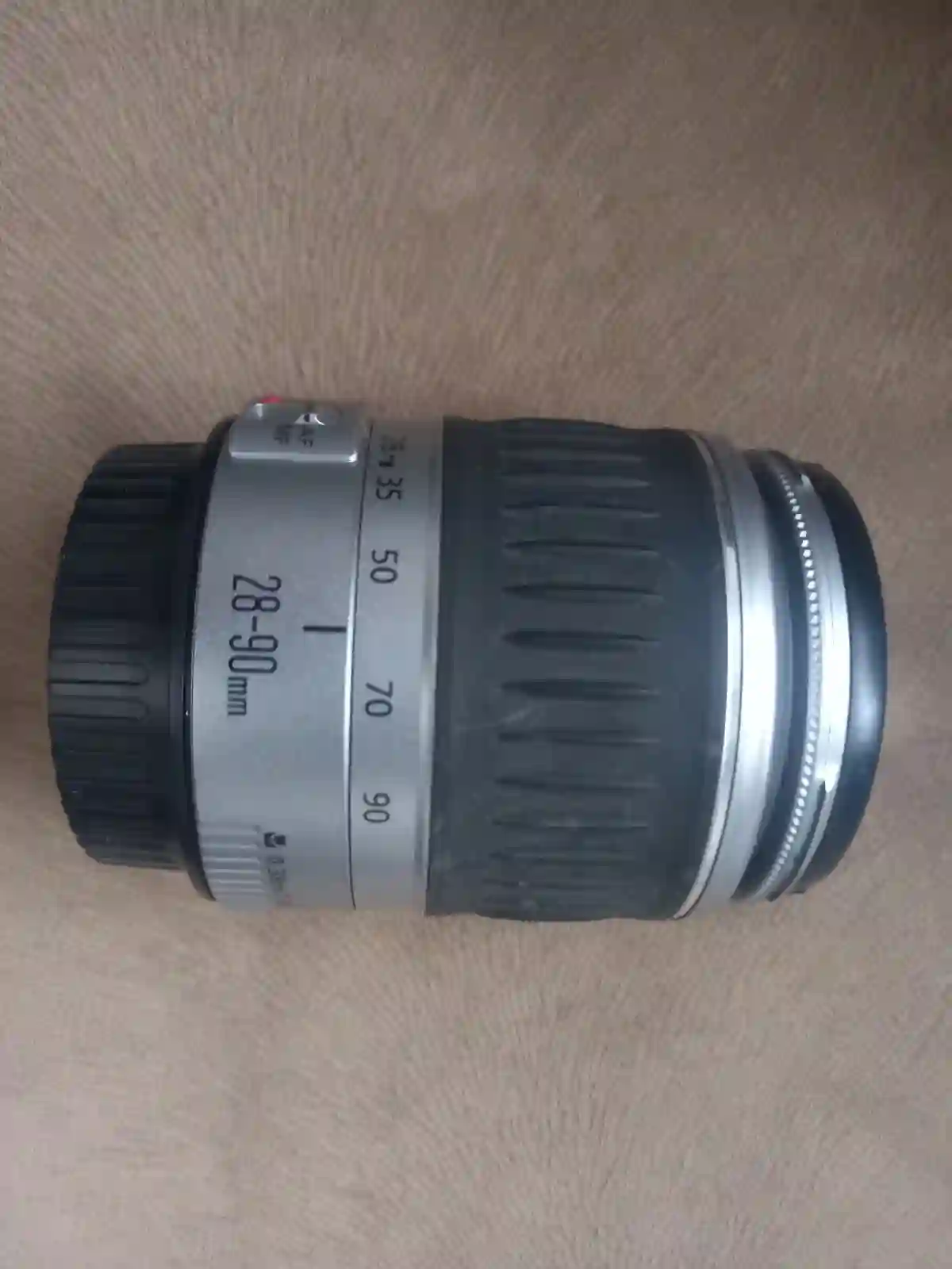 Canon 1100 Avec 2 Objectifs et Flash à El Kram
