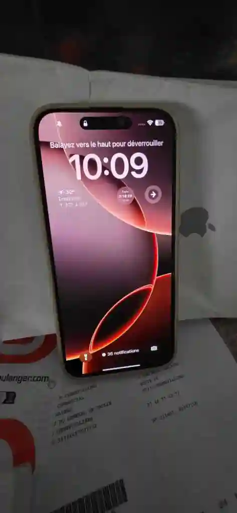 Iphone 16 pro max Titane Sable - Vue 5