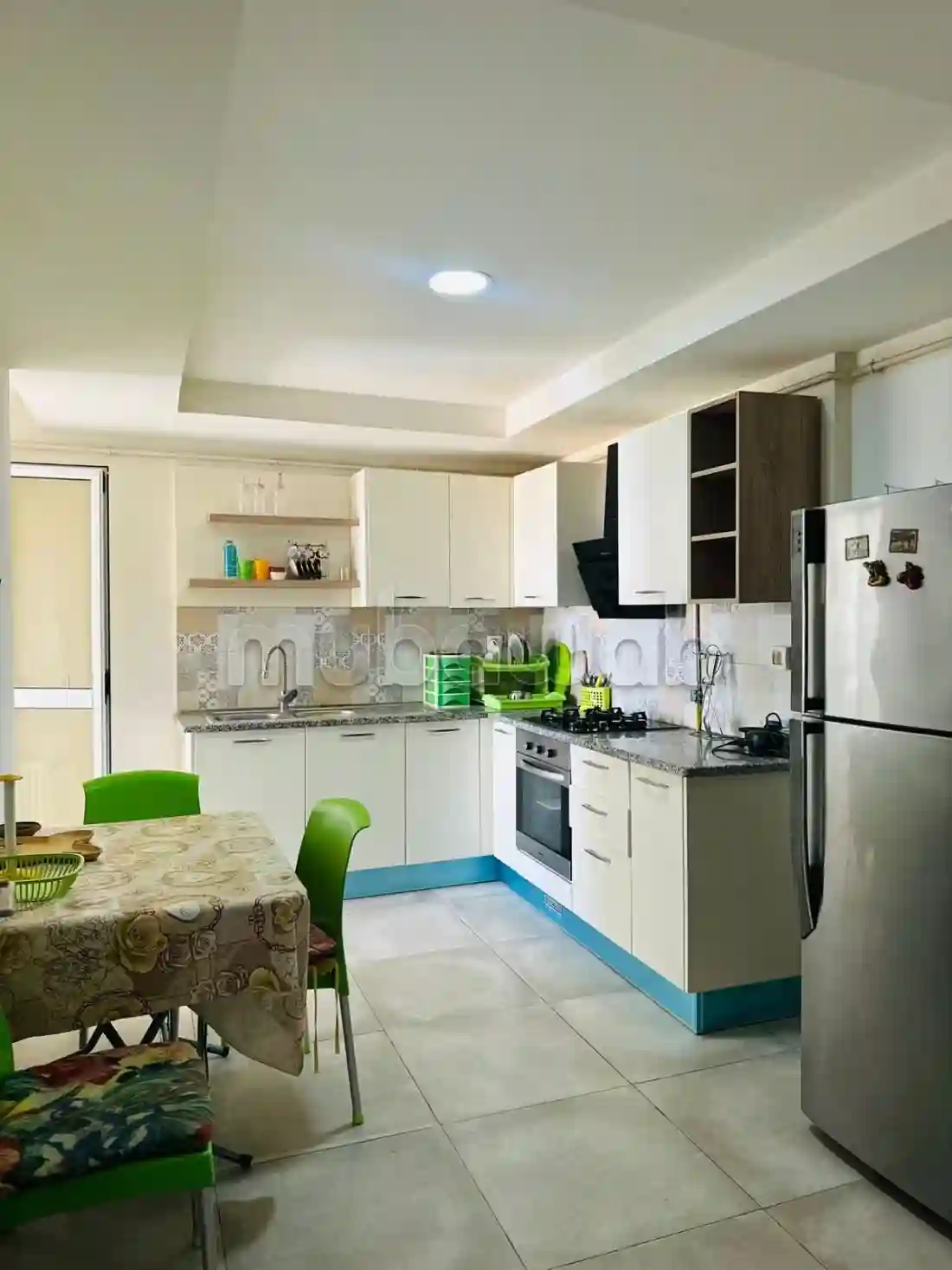 A Loué Appartement S2 Meublé - Vue 1