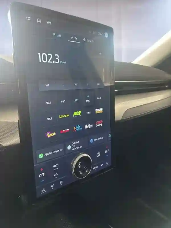 Ford Mustang Electrique 2023 - Vue 3