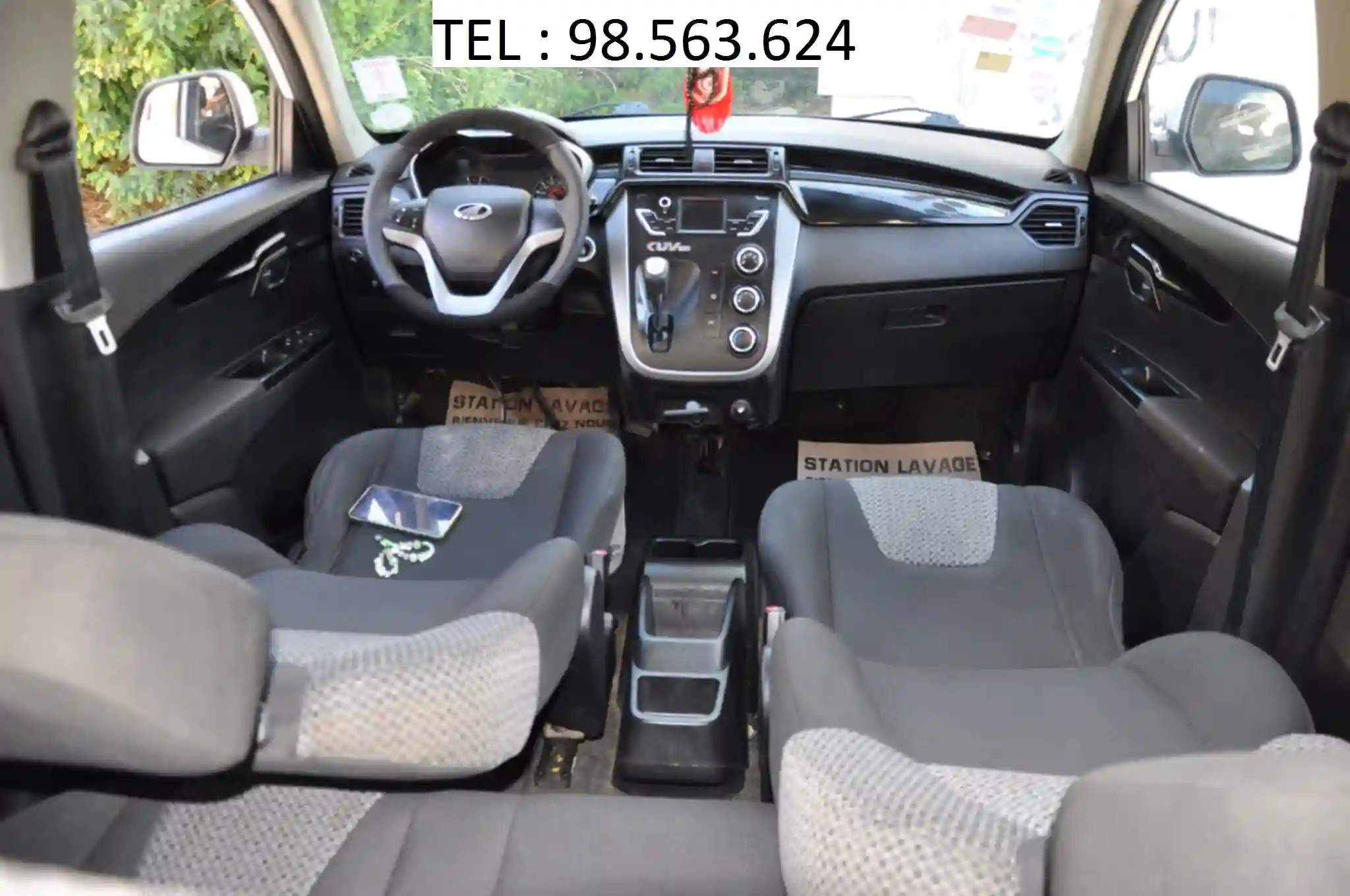 Mahindra Kuv 100 - Vue 4