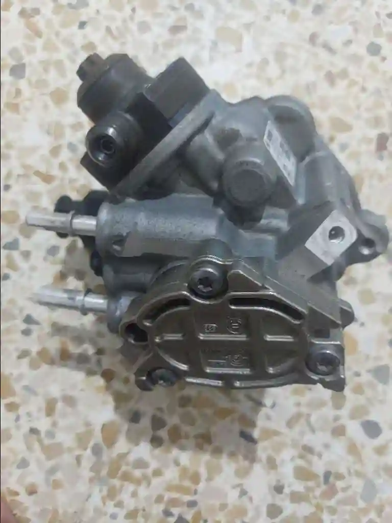 Pompe Injection b9 Ehdi - Vue 3