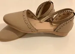 Neuf Chaussure