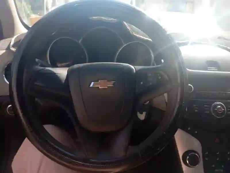 Chevrolet Cruze Essence 2014 - Vue 4