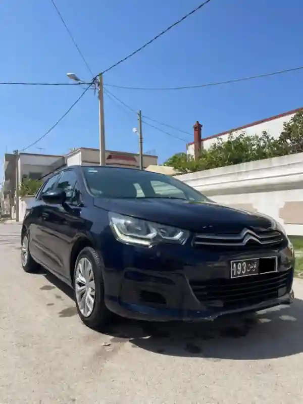 Citroen C4 Essence 2017 - Vue 5