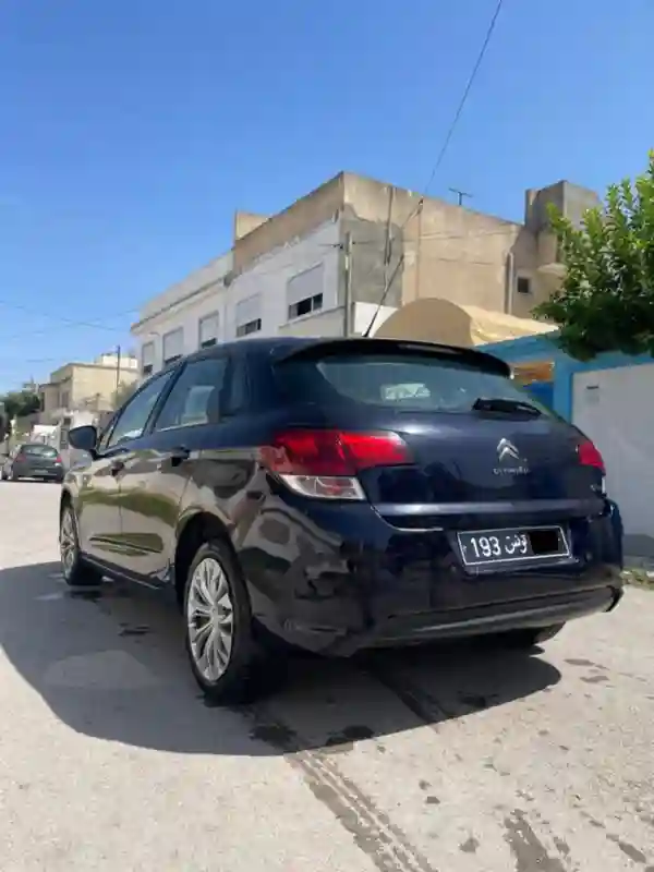 Citroen C4 Essence 2017 - Vue 8