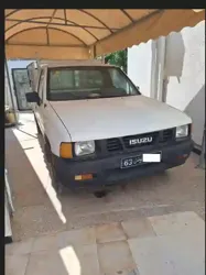 Isuzu tfr Propre à Nouvelle Medina