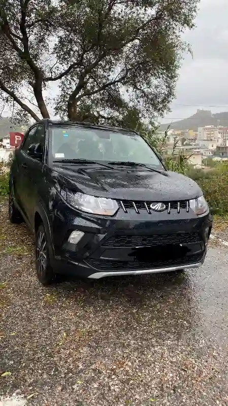 Mahindra KUV 100 Essence 2022