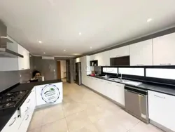 A Louer des Appartements S3 et s4 Moderne à Mutuelle Ville