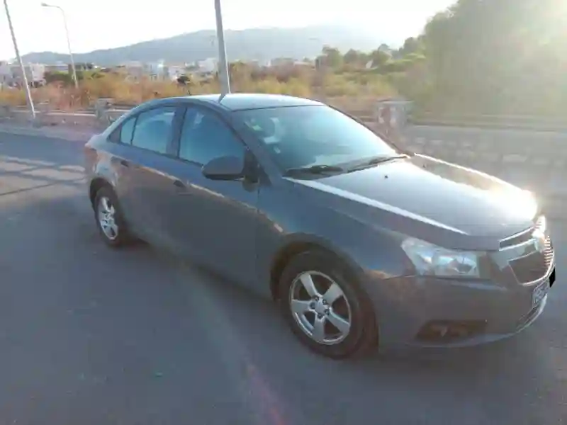 Chevrolet Cruze Essence 2017 - Vue 6