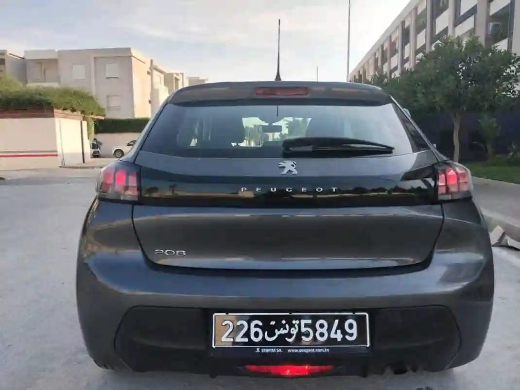 Peugeot 208 Access Première Main EN État Neuf - Vue 8